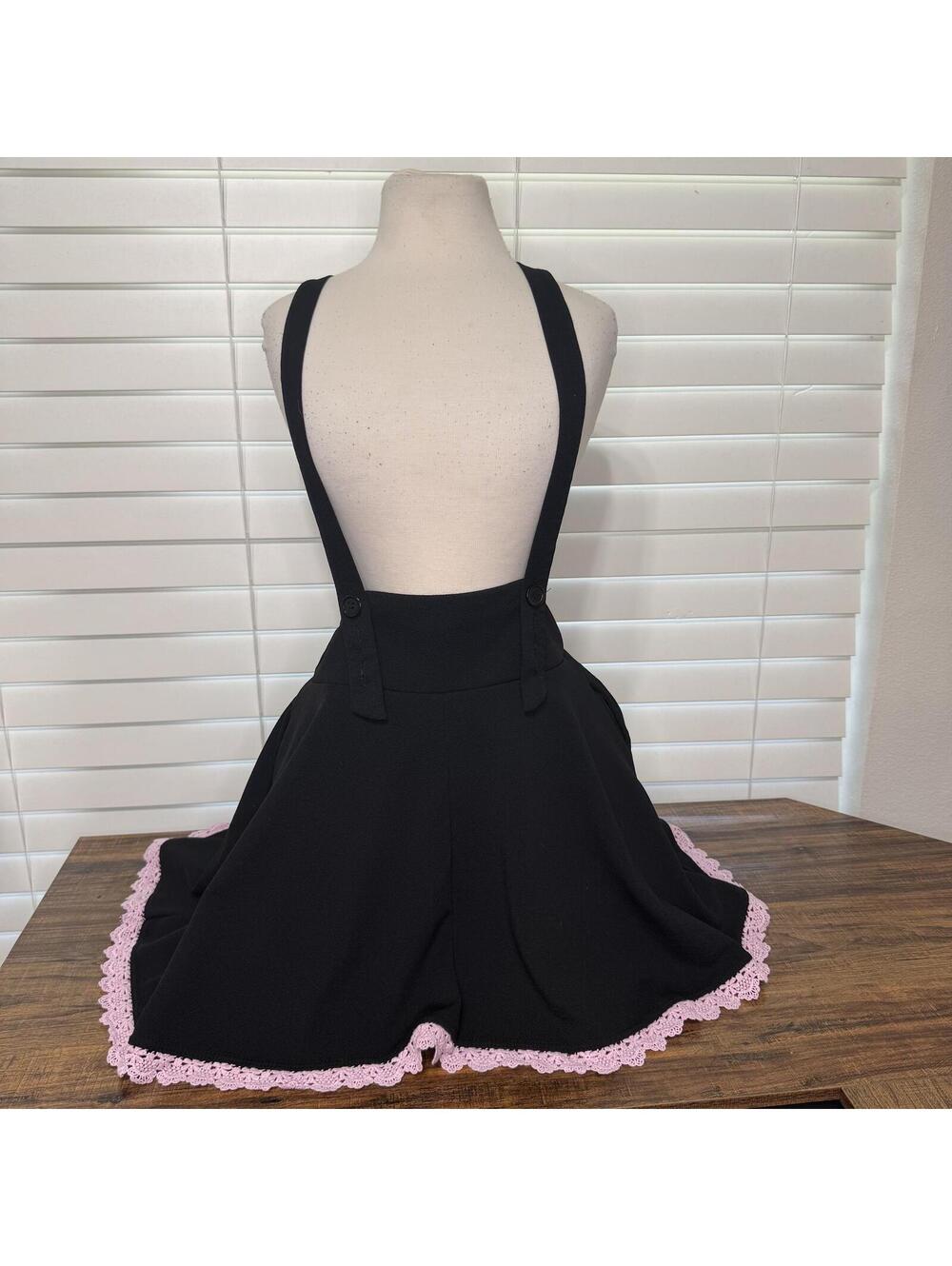 Midnight Hour Suspender Skirt with Pink Lace Trim Size Small